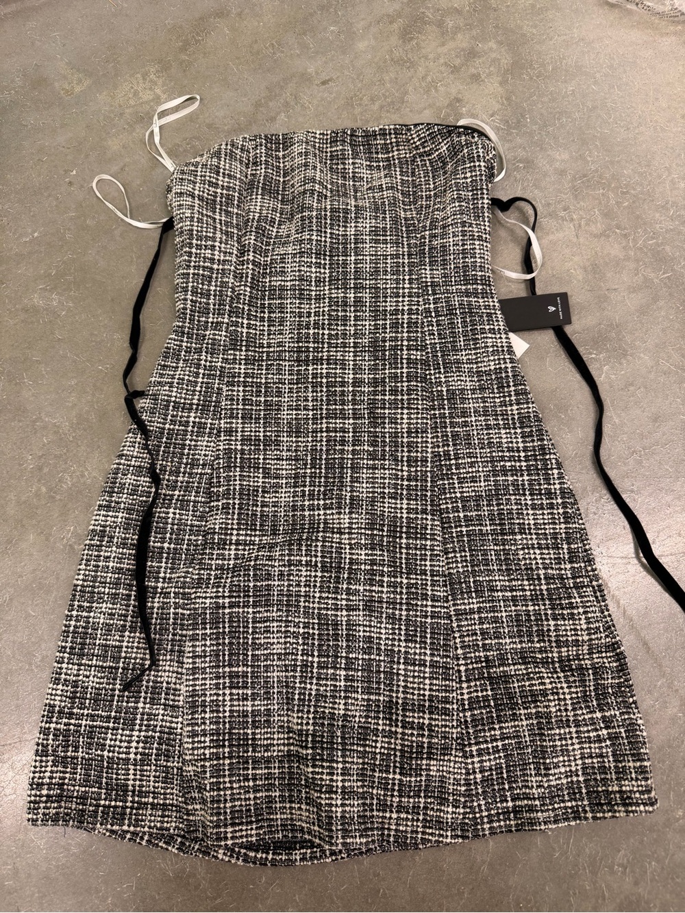 Lulus Union Square black and white textured woven tweed mini dress sz xs NWT